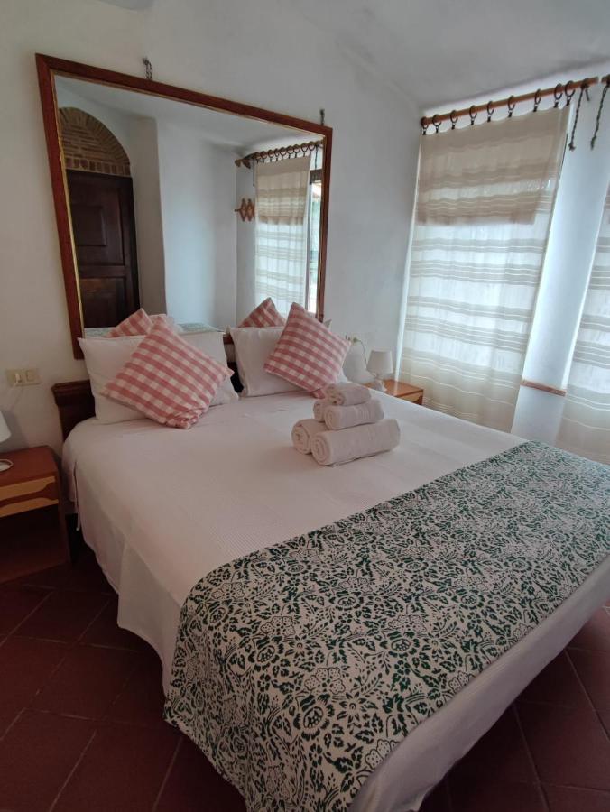 Agriturismo Podere Cherzo Cinigiano Exterior foto
